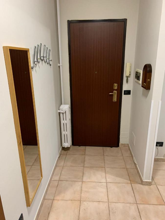 BEAUTIFUL APARTMENT a due passi dal centro Orbassano Esterno foto